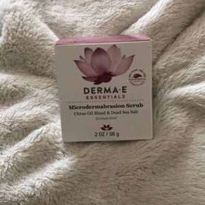Derma-e microdermabrasion scrub